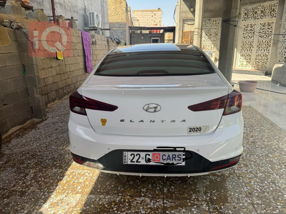 هيونداي النترا